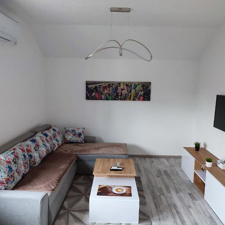 Bella Apartman Brčko Eksteriør billede
